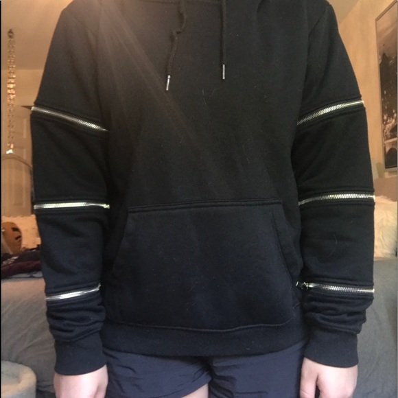 LF Black Hoodie With Zipper Sleeves - Picture 4 of 6
